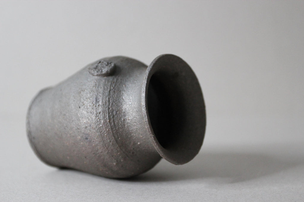 Shigaraki Mini Ceramic Flower Vase: Handcrafted Japanese Pottery