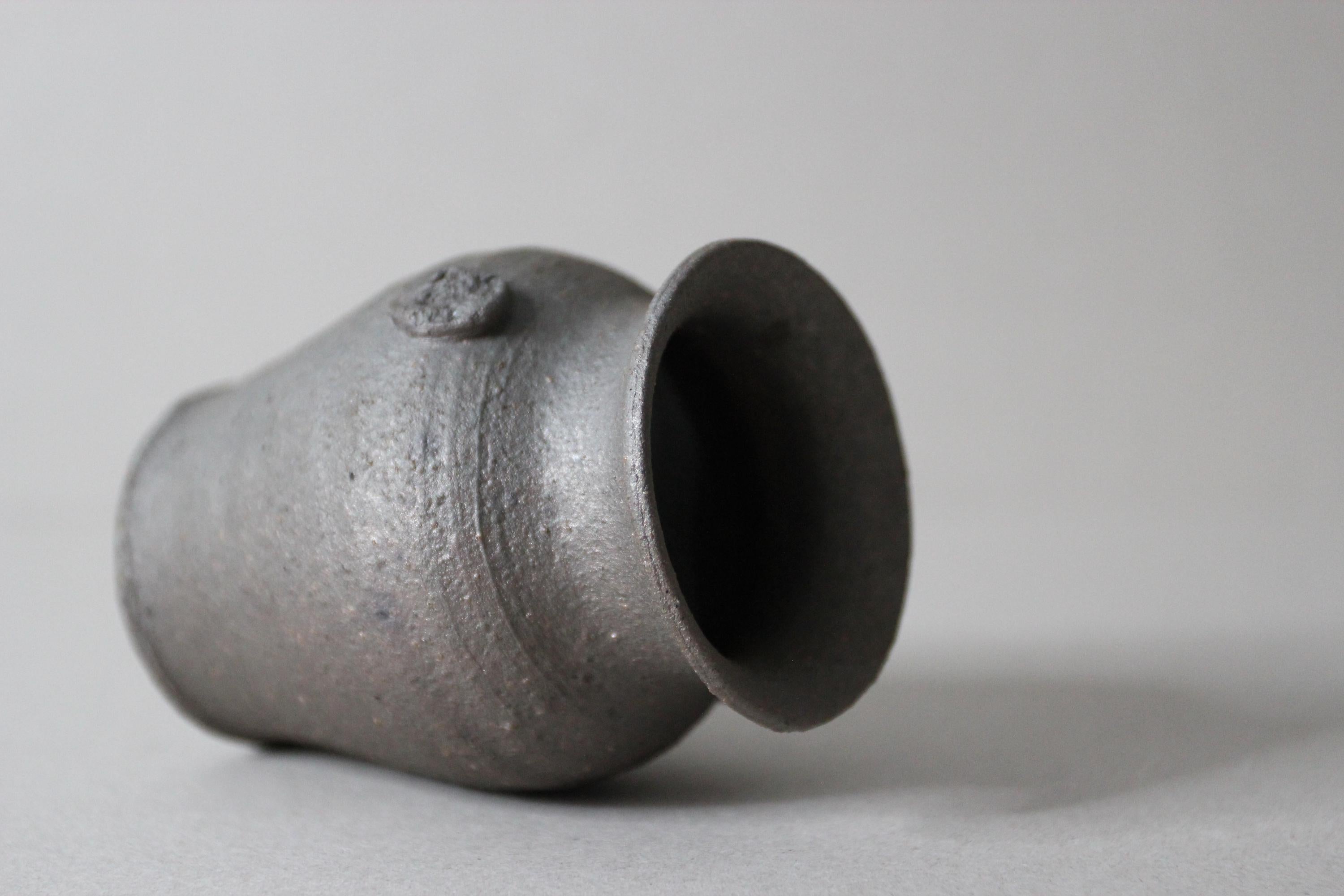 Shigaraki Mini Ceramic Flower Vase: Handcrafted Japanese Pottery