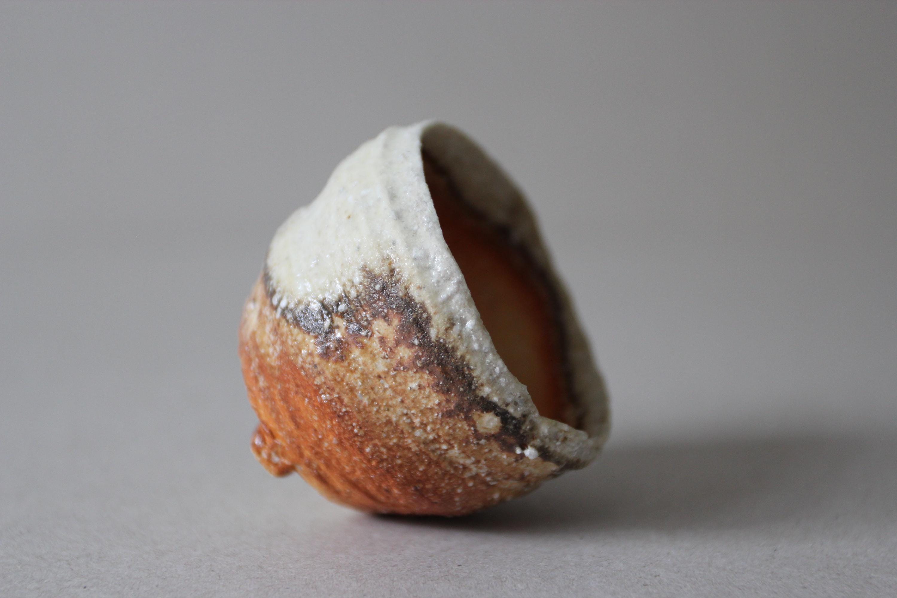Shigaraki Ware Mini Vase: Rustic Japanese Pottery, Wabi Sabi Decor
