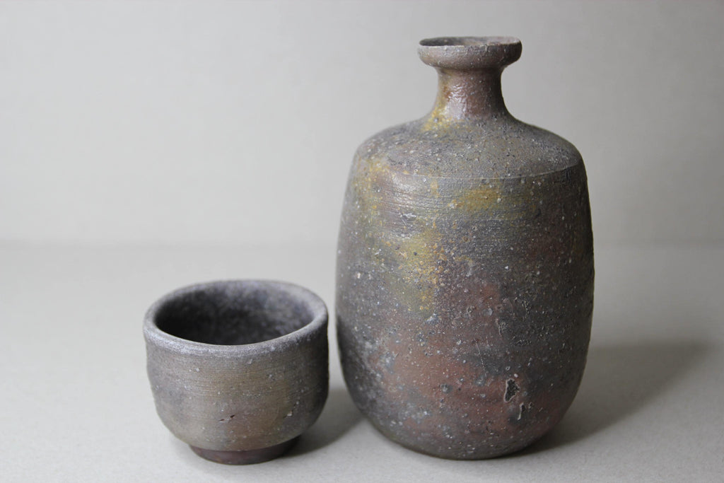 Bizen Ware Sake Set: Authentic Japanese Kankiri-yaki Pottery