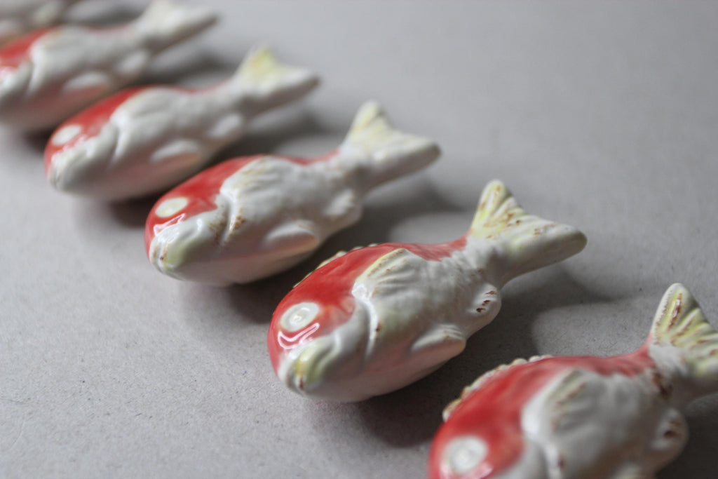 Handmade Red Snapper Chopstick Rest: Japanese Ceramic Fish