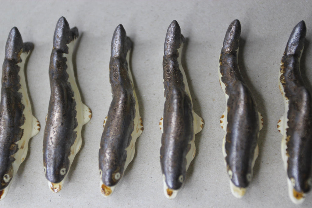 Grilled Ayu Fish Chopstick Rest: Japanese Ceramic Tableware