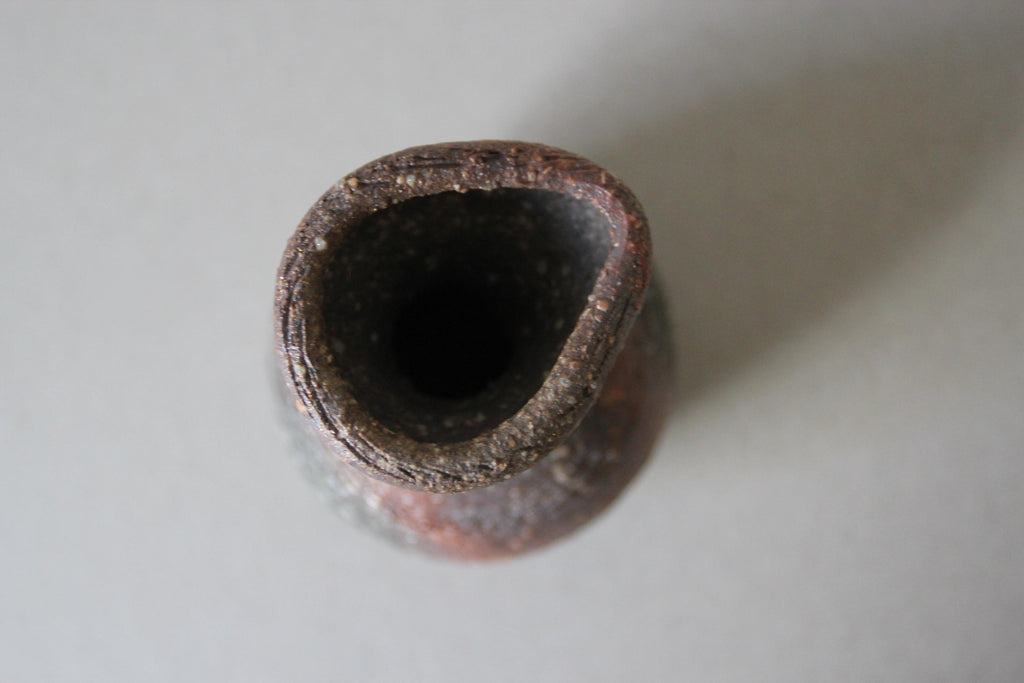 Japanese Shigaraki Pottery Mini Vase: Rustic Floral Decor