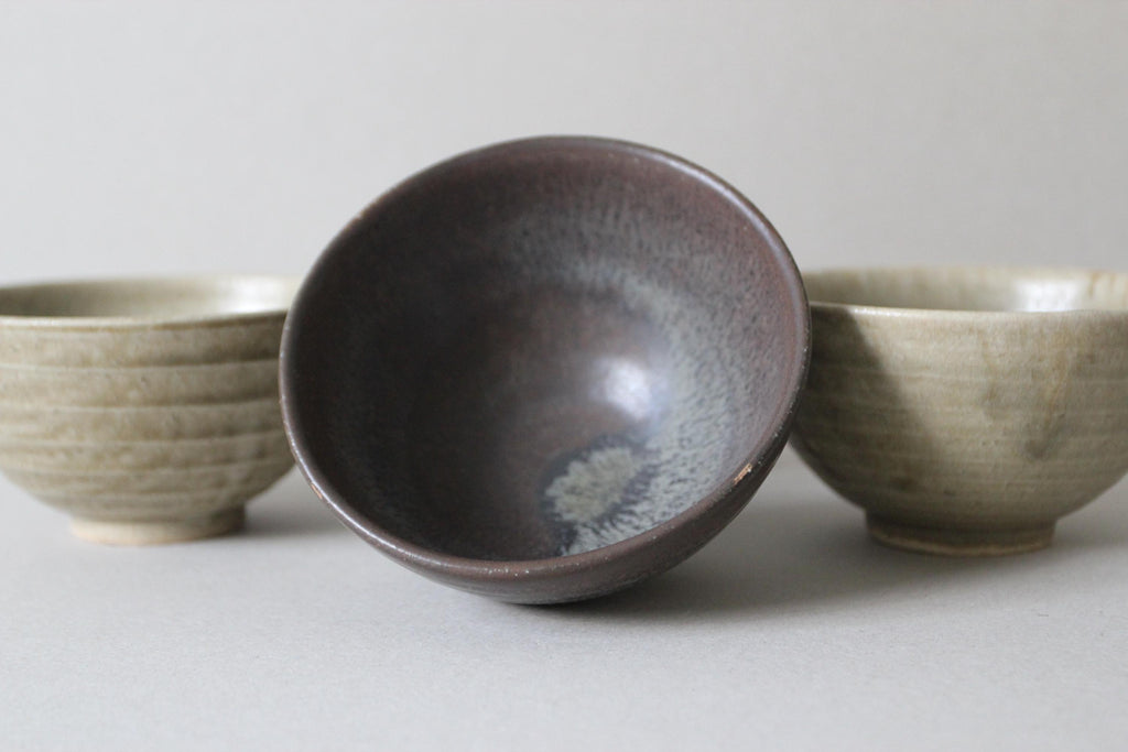 Handmade Shigaraki Ware Rice Bowl: Rustic Japanese Ceramic