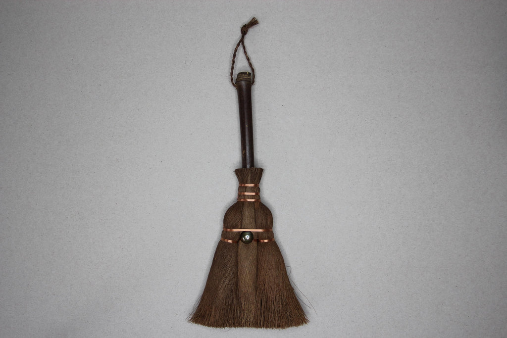 Japanese Palm Broom Set: Handmade Cleaning Tools with Dustpan & Cloth