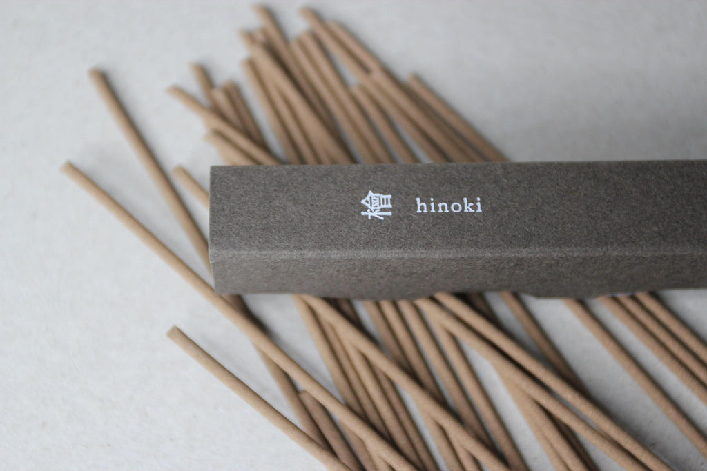 Hinoki Japanese Incense Sticks: Calming Sandalwood Aroma, Made in Japan (25pcs)
