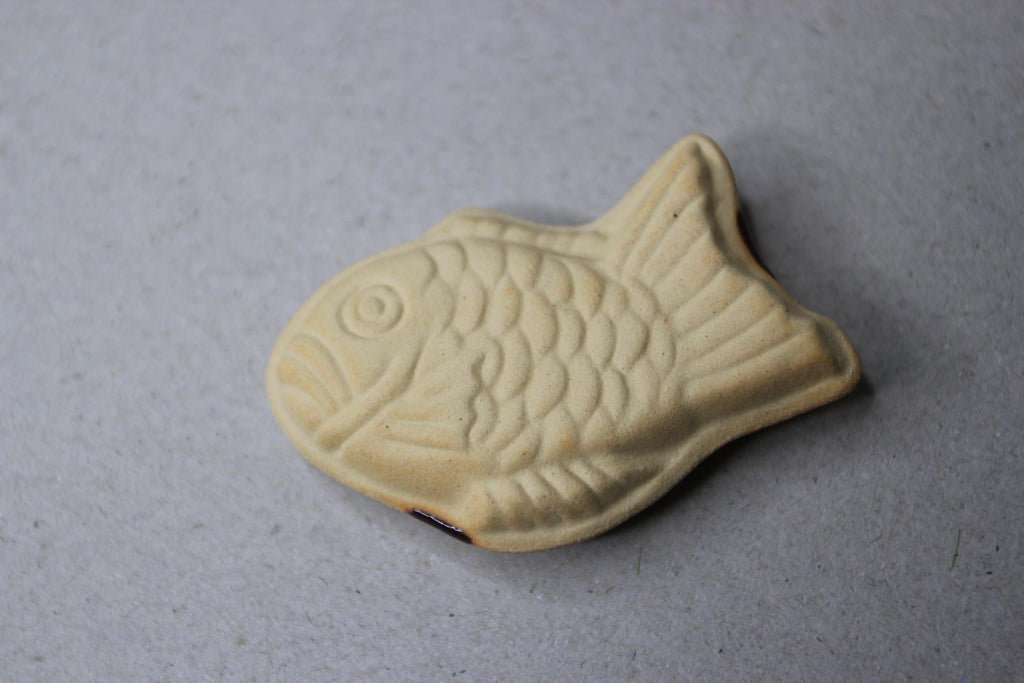 Taiyaki Chopstick Rest  Japanese Ceramic Fish Cake Chopstick Holder