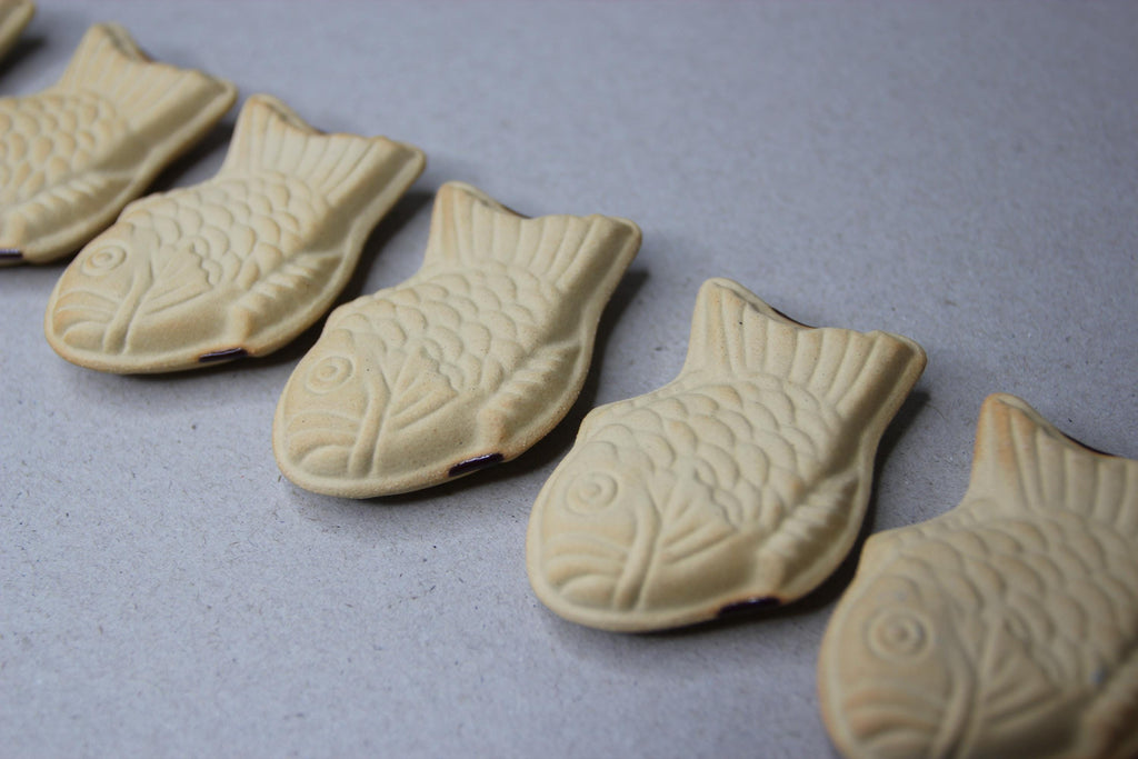 Taiyaki Chopstick Rest  Japanese Ceramic Fish Cake Chopstick Holder