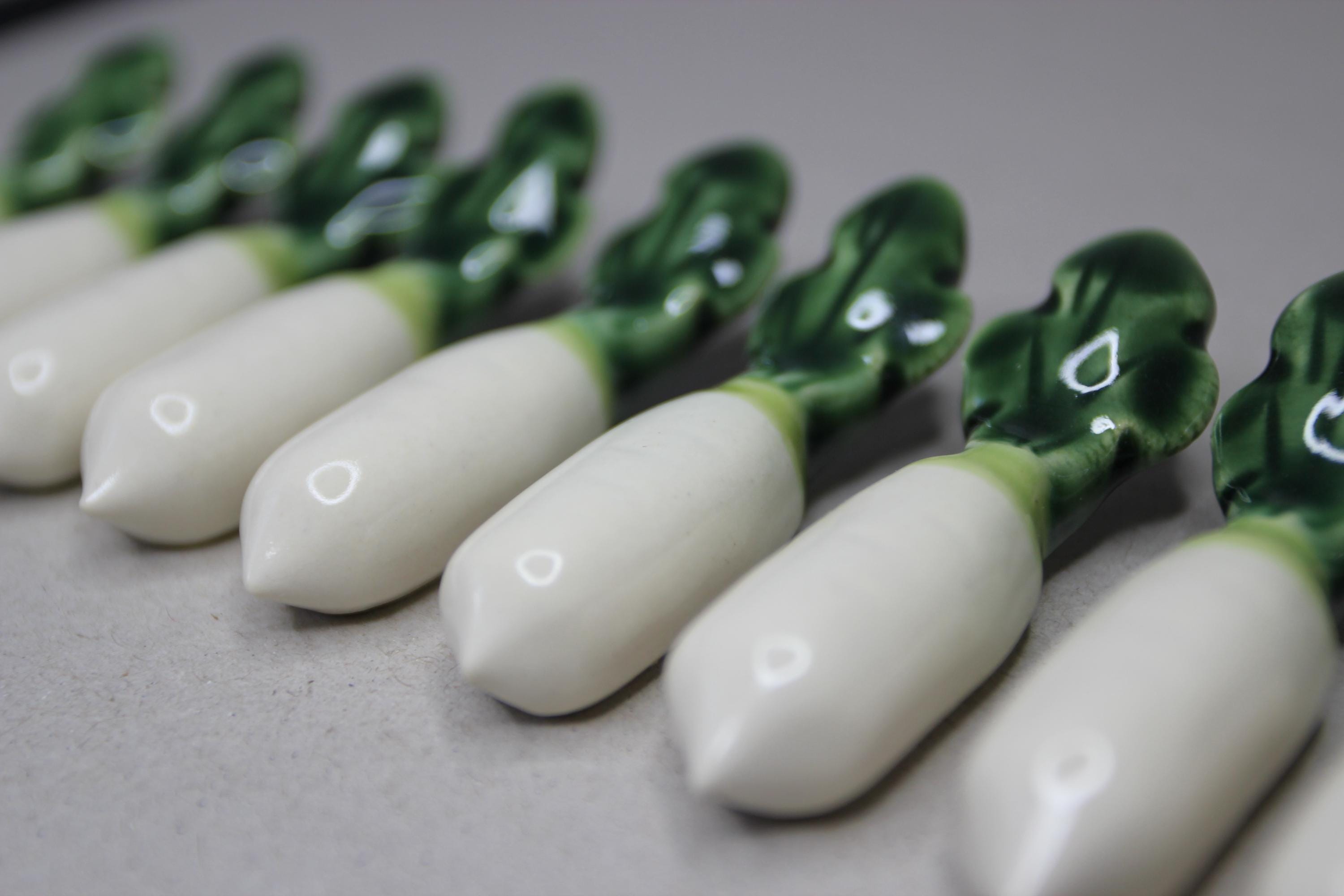 Japanese Daikon Radish Chopstick Rest: Handmade Ceramic Holder