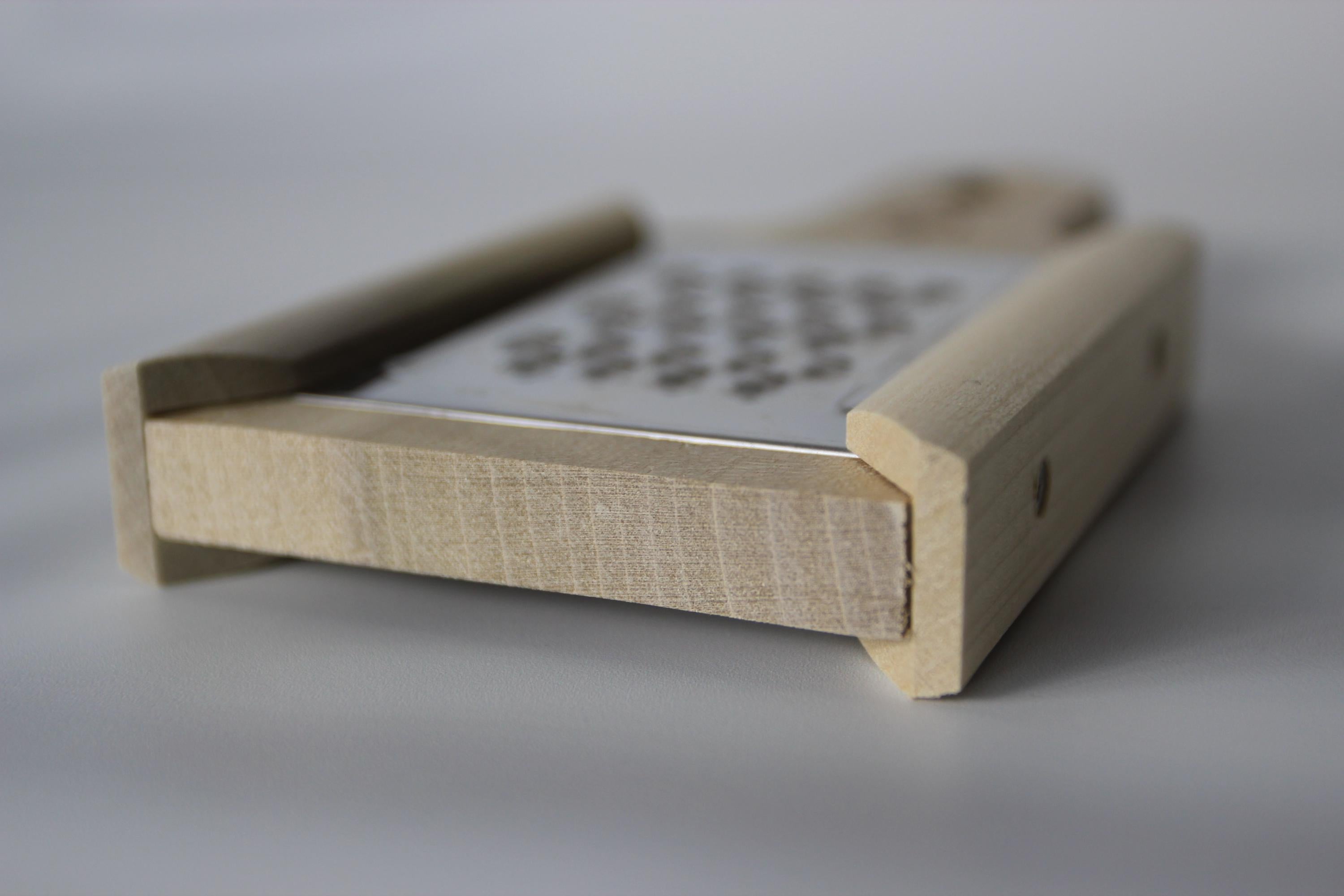 Japanese Hohonoki (朴の木) Vegetable Grater | Made in Japan Wooden Kitchen Grater | Traditional Japanese Kitchen Tool | Daikon Oroshi Grater