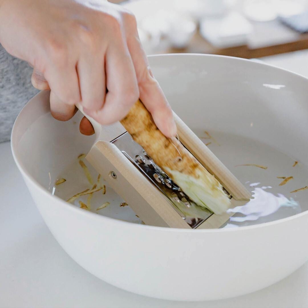 Japanese Hohonoki (朴の木) Vegetable Grater | Made in Japan Wooden Kitchen Grater | Traditional Japanese Kitchen Tool | Daikon Oroshi Grater