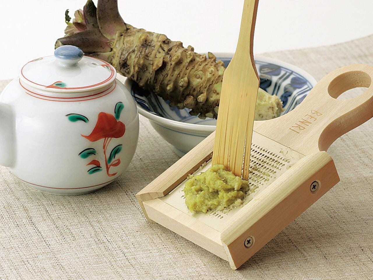 Japanese Bamboo Scraper | Benri-Haketsu Fine Tooth Grater Tool | Made in Japan Kitchen Utensil