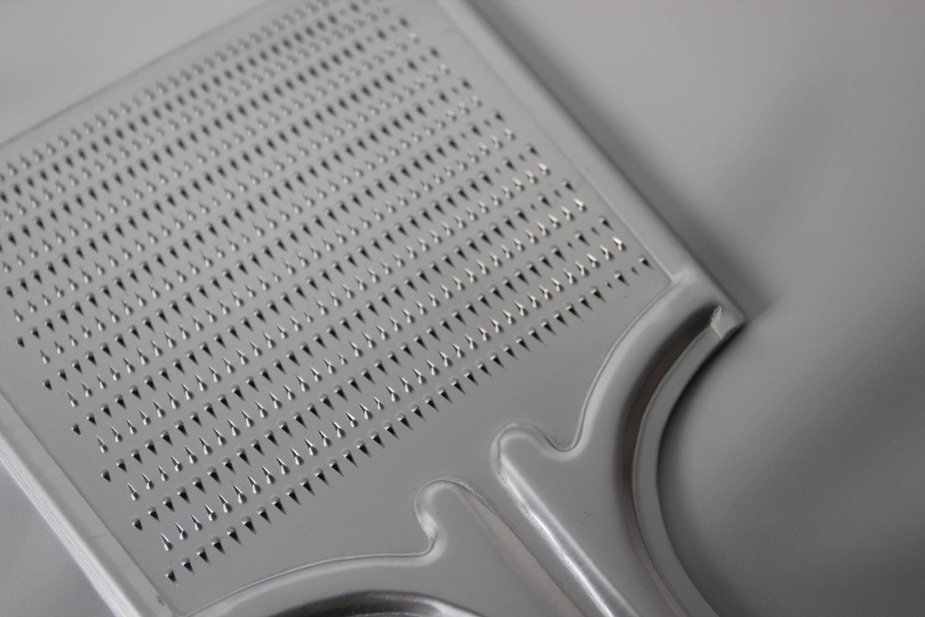 Japanese Aluminum Daikon Grater: Wide Blade, Fine Fluffy Grating