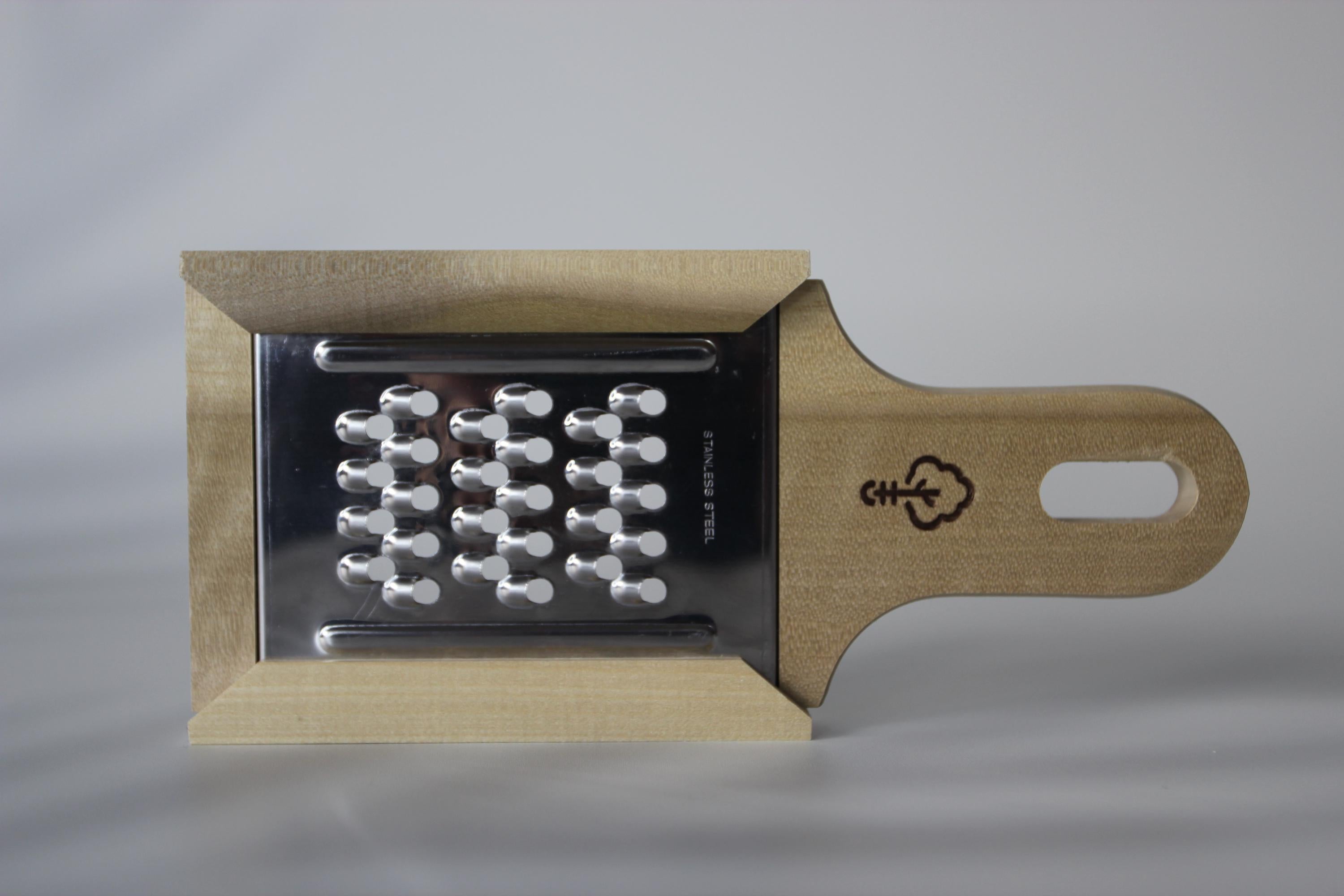 Japanese Hohonoki (朴の木) Vegetable Grater | Made in Japan Wooden Kitchen Grater | Traditional Japanese Kitchen Tool | Daikon Oroshi Grater