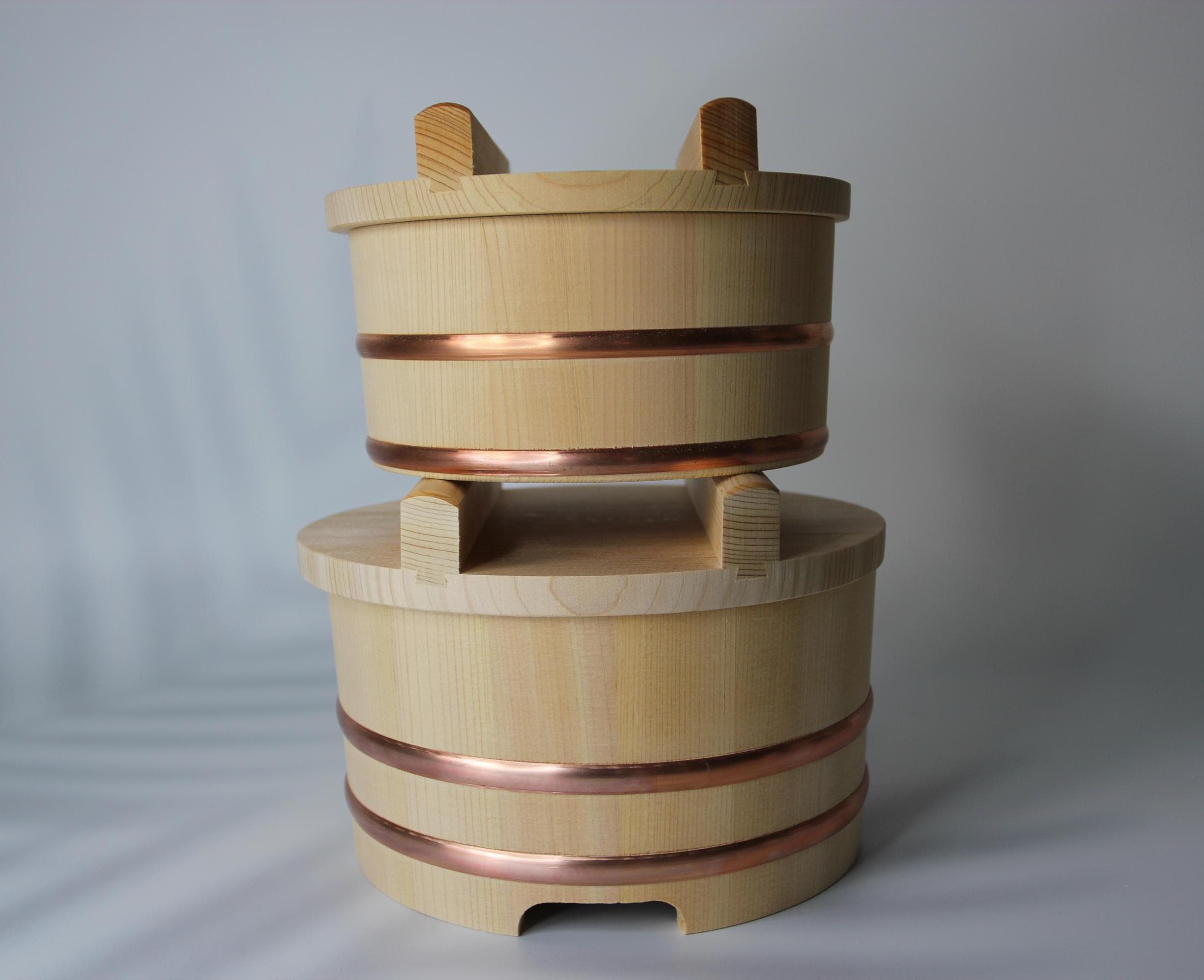 Handcrafted Sawara Cypress Ohitsu: Japanese Sushi Rice Tub with Copper Bands
