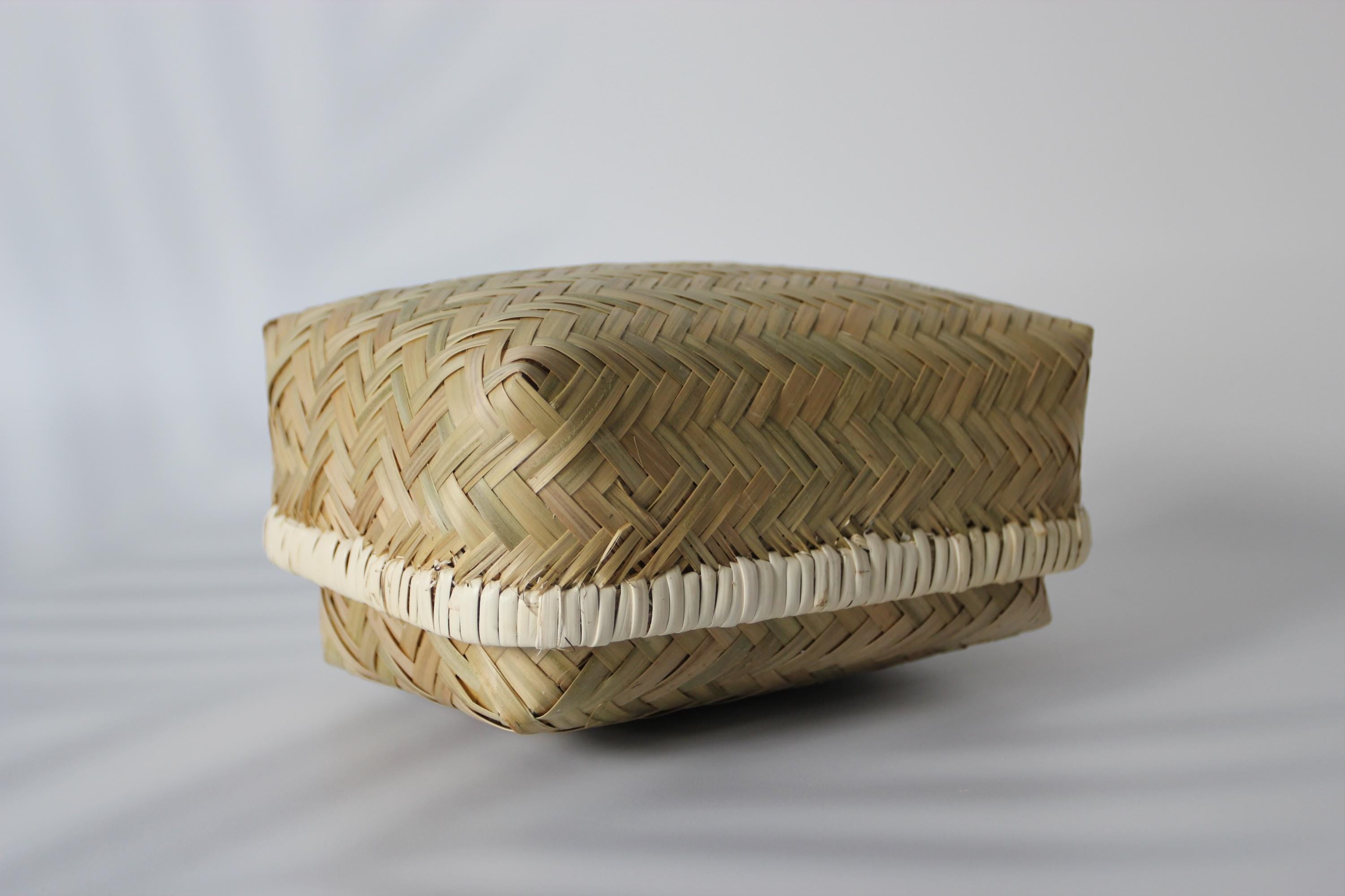 Handwoven Bamboo Ajiro Bento Box: Japanese Kitchen Organizer