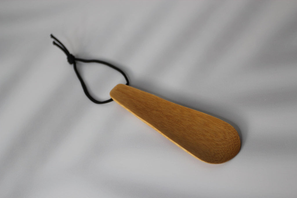 Mini Bamboo Shoehorn: Handmade Japanese Travel Shoe Helper