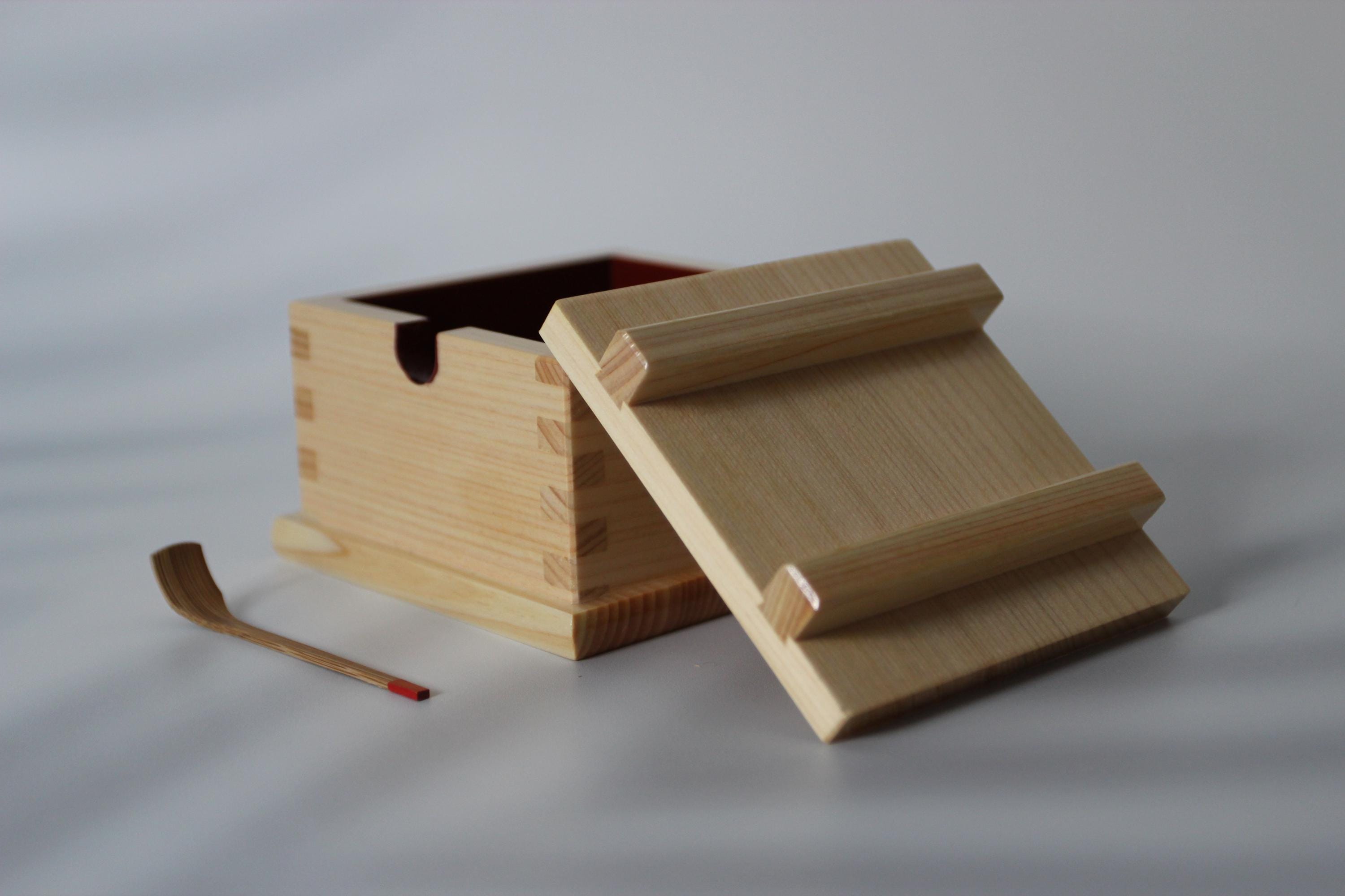 Hinoki Wood Salt Box with Spoon: Japanese Cypress Spice Container