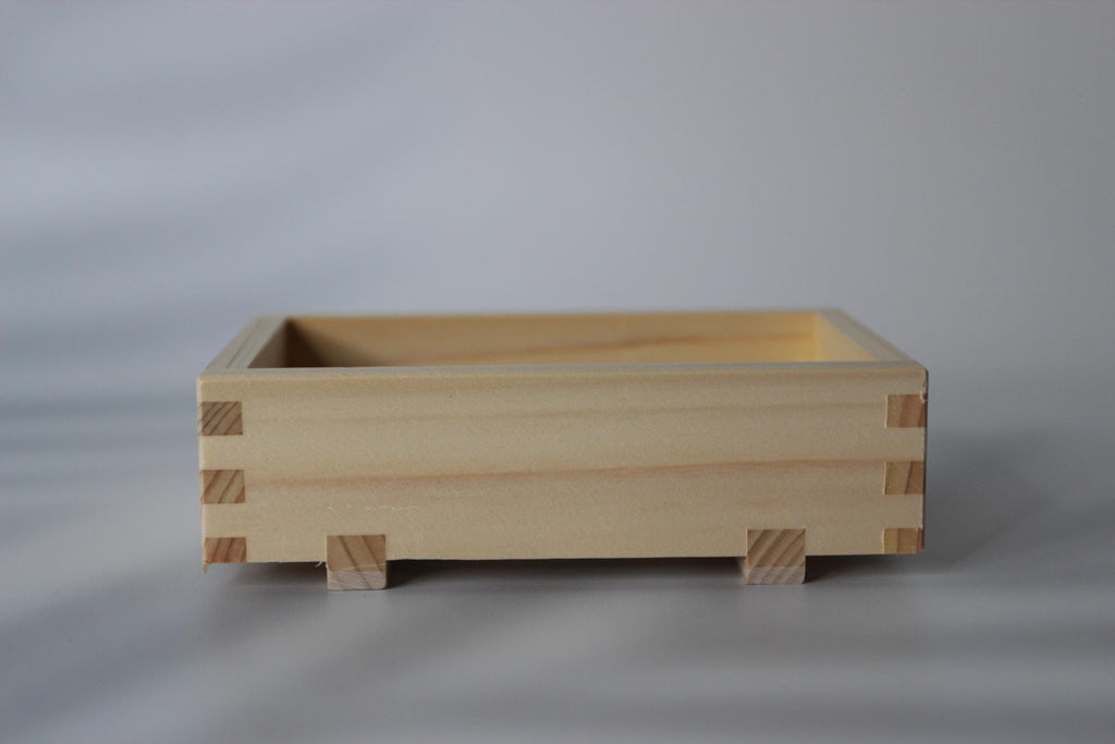 Hinoki Soap Dish: Japanese Cypress Wood, Eco-Friendly Bath Decor