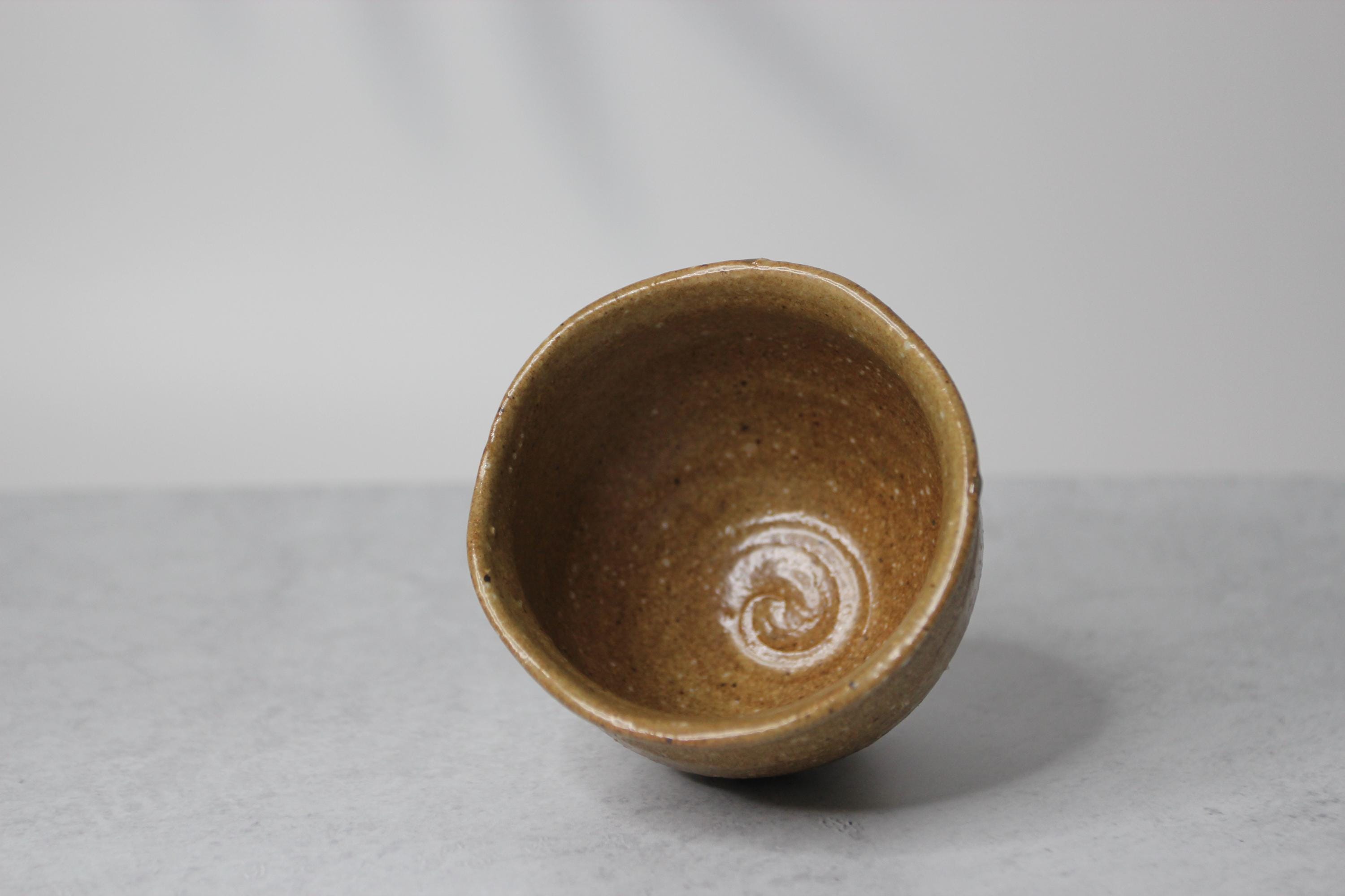 Handmade Shigaraki Ware Yunomi: Rustic Japanese Tea Cup (240ml, Made in Japan)