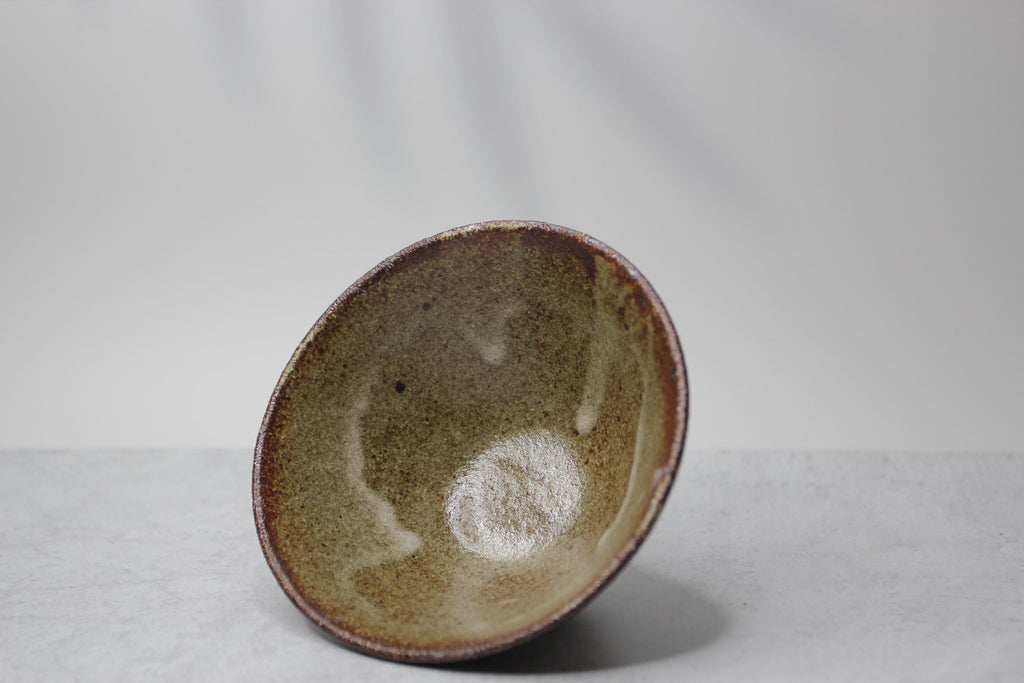 Handmade Shigaraki Ware Rice Bowl: Wabi Sabi Ash Glaze Ceramic (12.5cm) Made in Japan