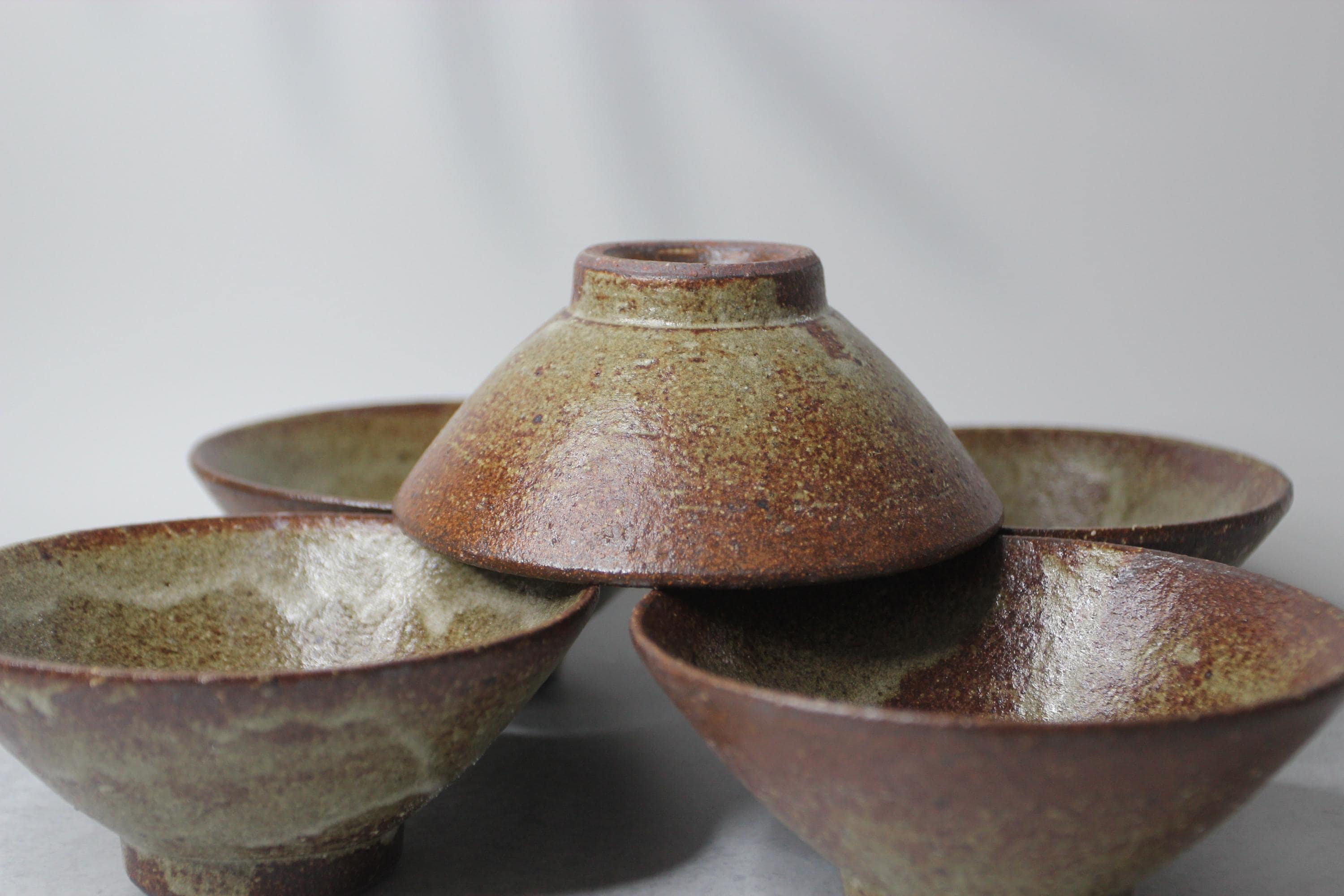 Handmade Shigaraki Ware Rice Bowl: Wabi Sabi Ash Glaze Ceramic (12.5cm) Made in Japan