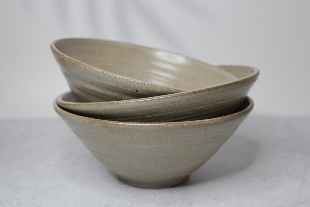Handmade Shigaraki Ware Donburi Bowl: Japanese Ramen Bowl, Wabi Sabi Pottery