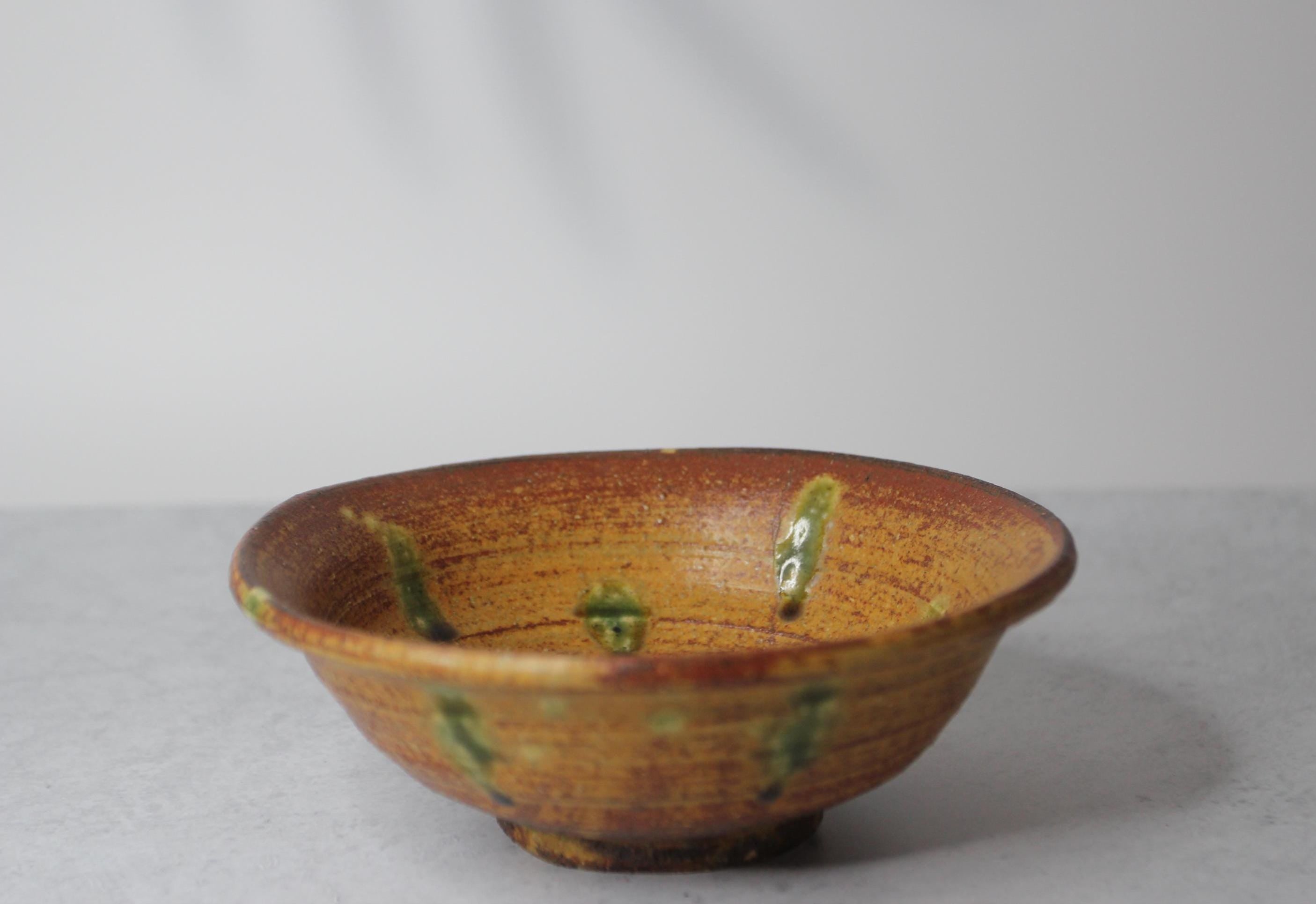 Shigaraki Ware Matcha Chawan: Handmade Japanese Pottery Tea Bowl