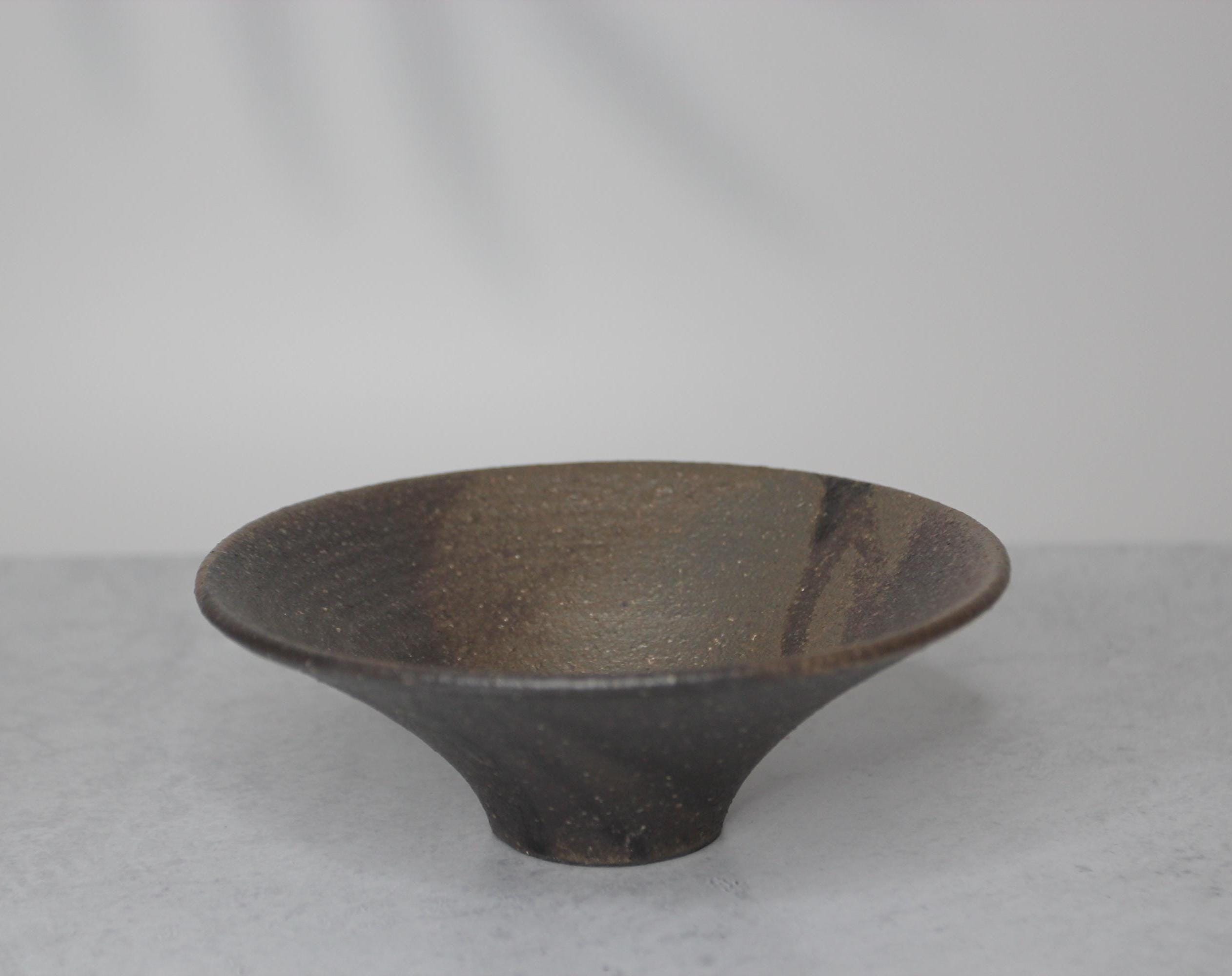 Handmade Shigaraki Ware Bowl: Wabi Sabi Japanese Ceramic Dish (15cm)