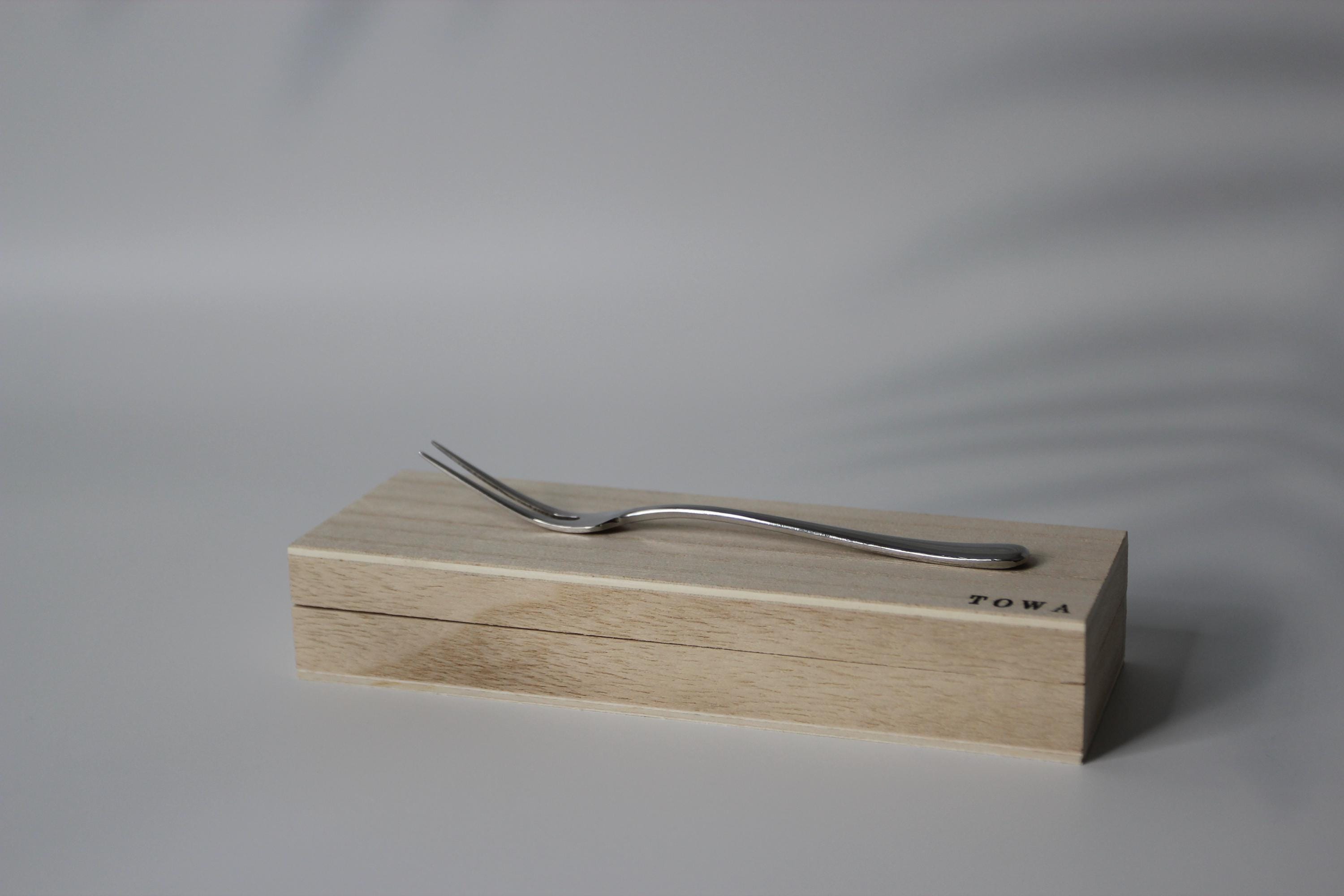 Handmade Japanese Dessert Cutlery Set | 18-8 Stainless Steel | Gift Box from Tsubame-Sanjo Niigata