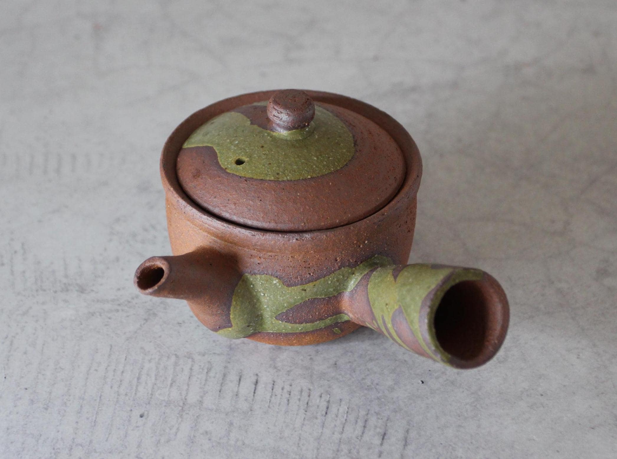 Handmade Shigaraki Ware Kyusu Teapot | Japanese Green Tea, 300ml
