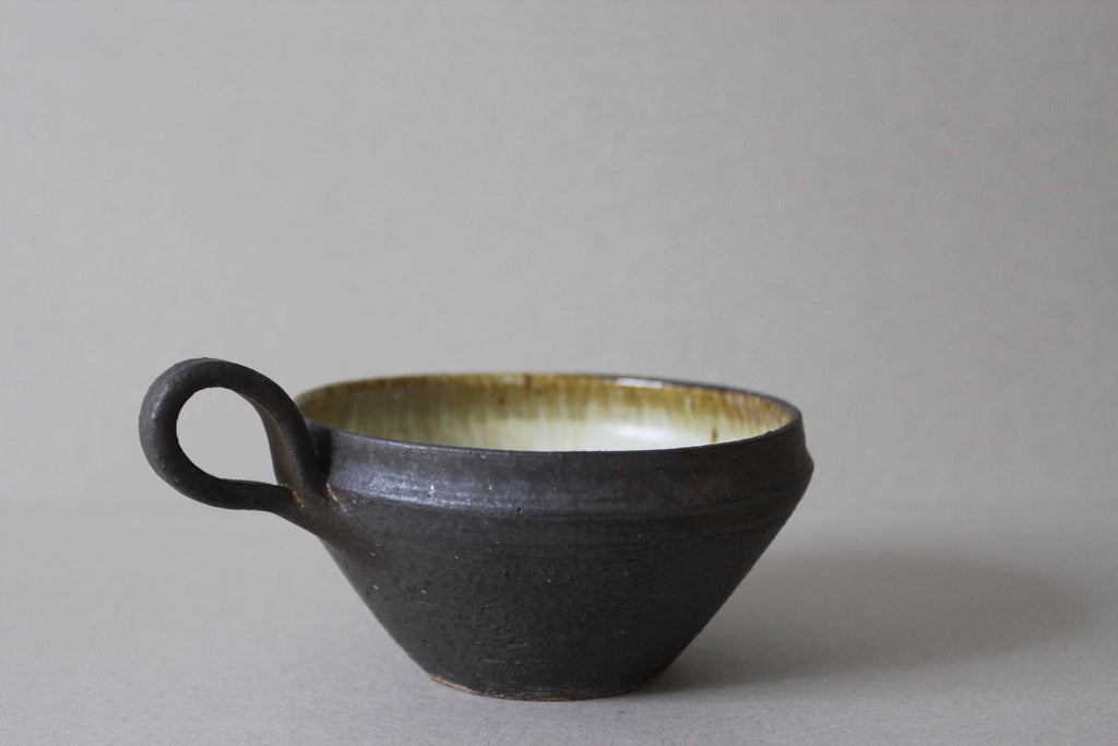 Japanese Rustic Ceramic Mug: Handcrafted Tea, Soup & Coffee Mug (350 ml)