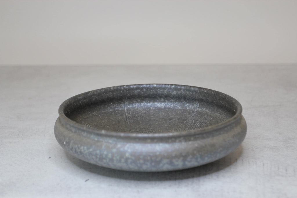 Black Kushime Shigaraki Ware Bowl | Japanese Rustic Pottery