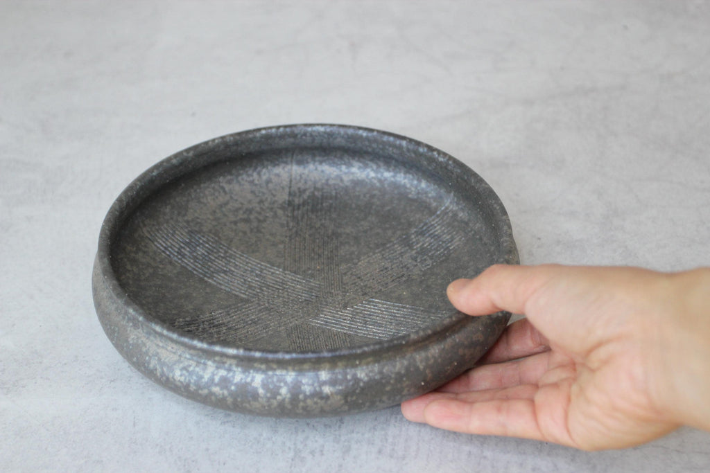 Black Kushime Shigaraki Ware Bowl | Japanese Rustic Pottery