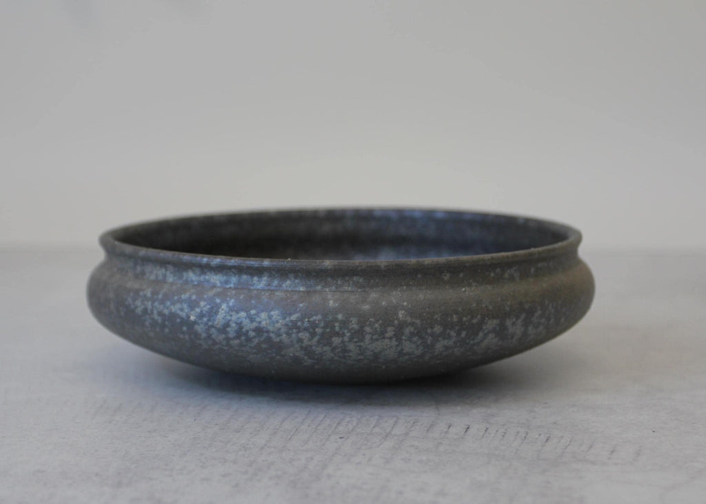 Black Kushime Shigaraki Ware Bowl | Japanese Rustic Pottery