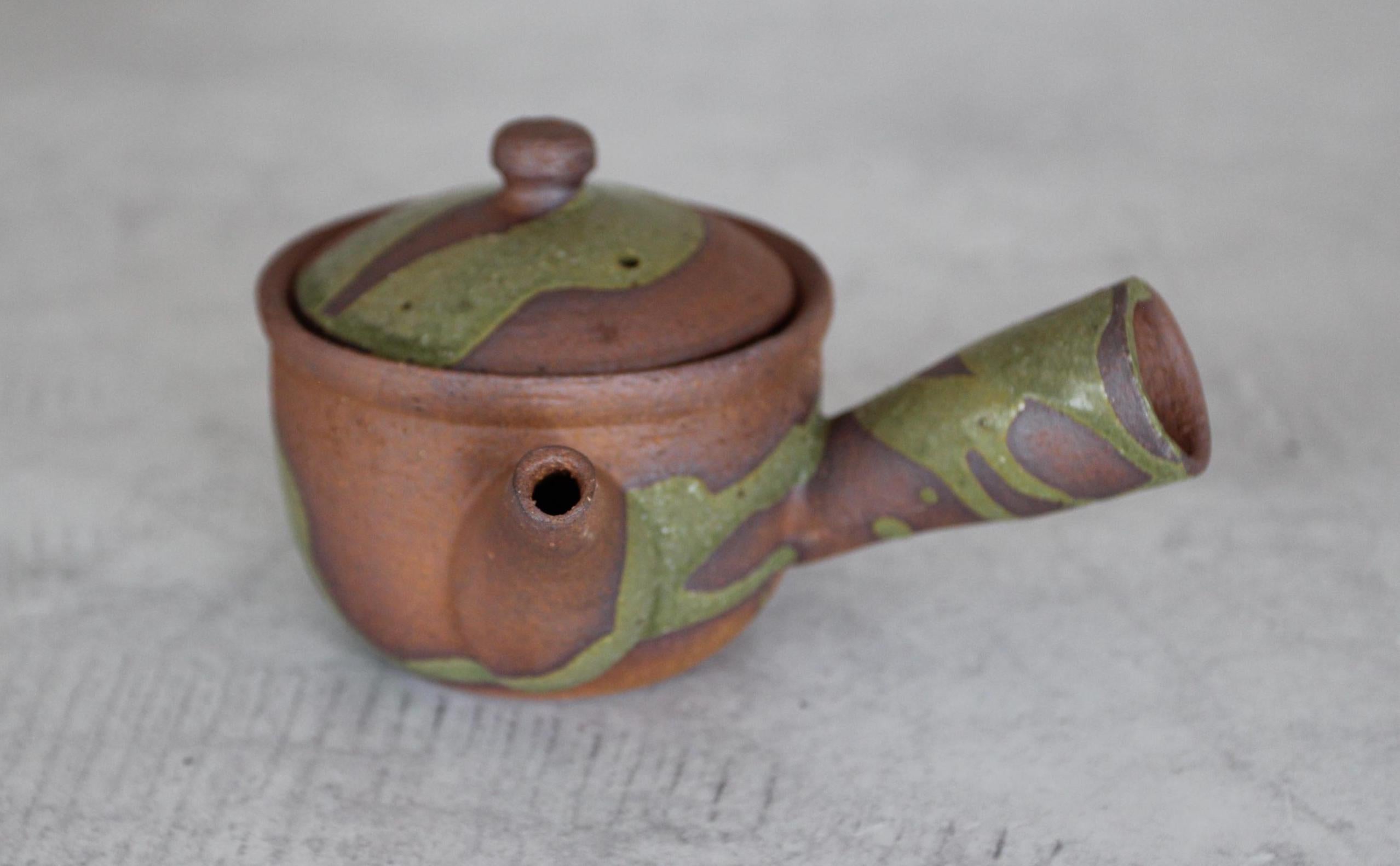Handmade Shigaraki Ware Kyusu Teapot | Japanese Green Tea, 300ml