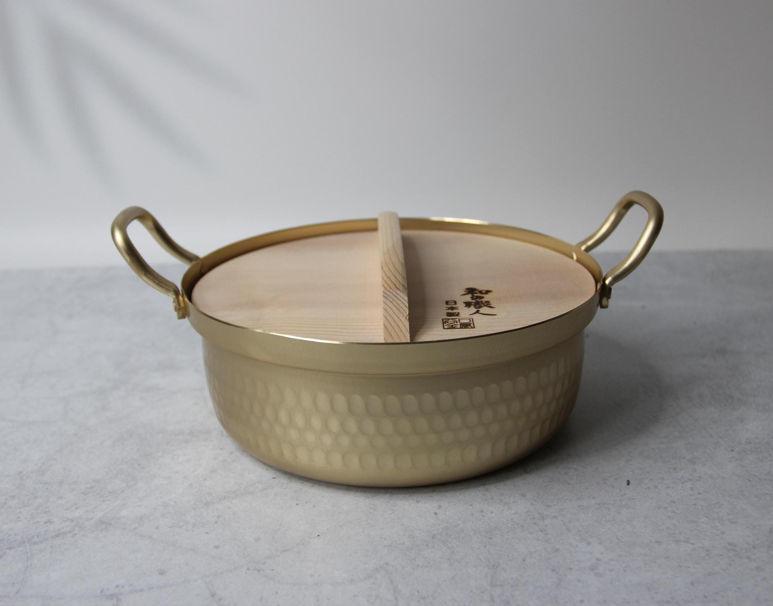 Japanese Shallow Pot 18cm with Wooden Lid  Aluminum Saucepan | Made in Japan Craftsman Cookware | Lightweight Pot | Minimalist Kitchen
