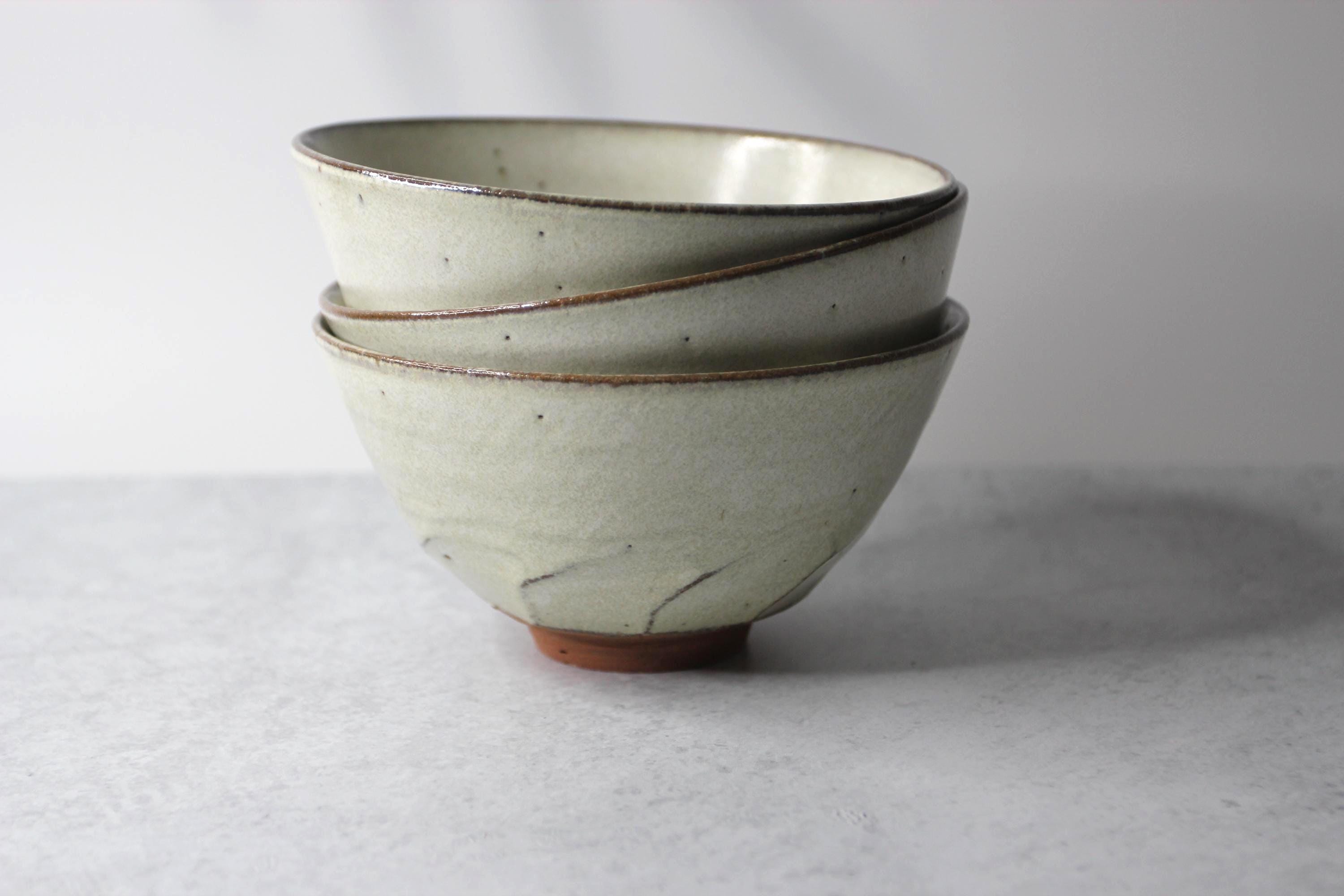 Handmade Shigaraki Ware Rice Bowl: White Shinogi Japanese Pottery