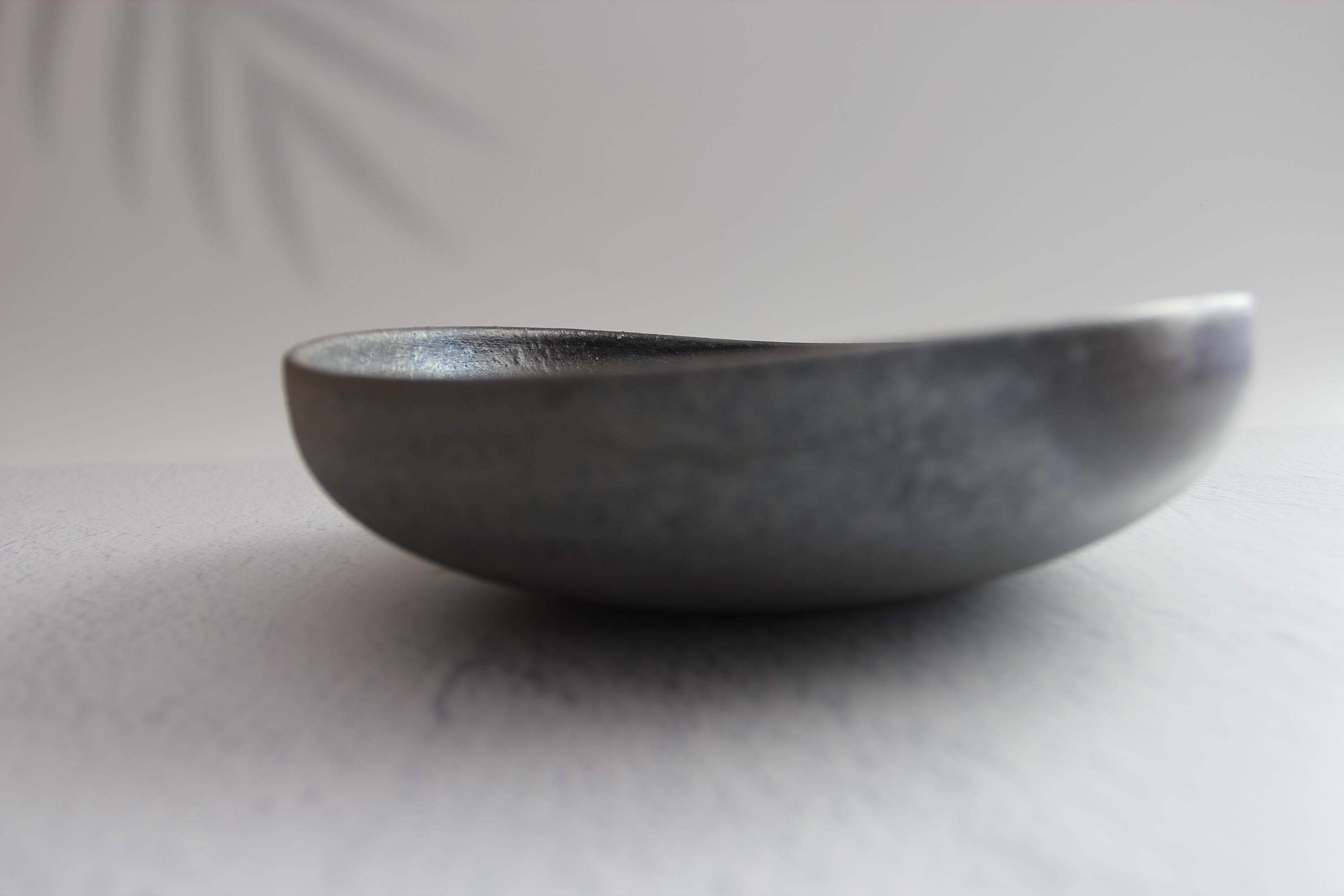 Shigaraki Ware Ceramic Bowl: Rustic Japanese Pottery, Made in Japan