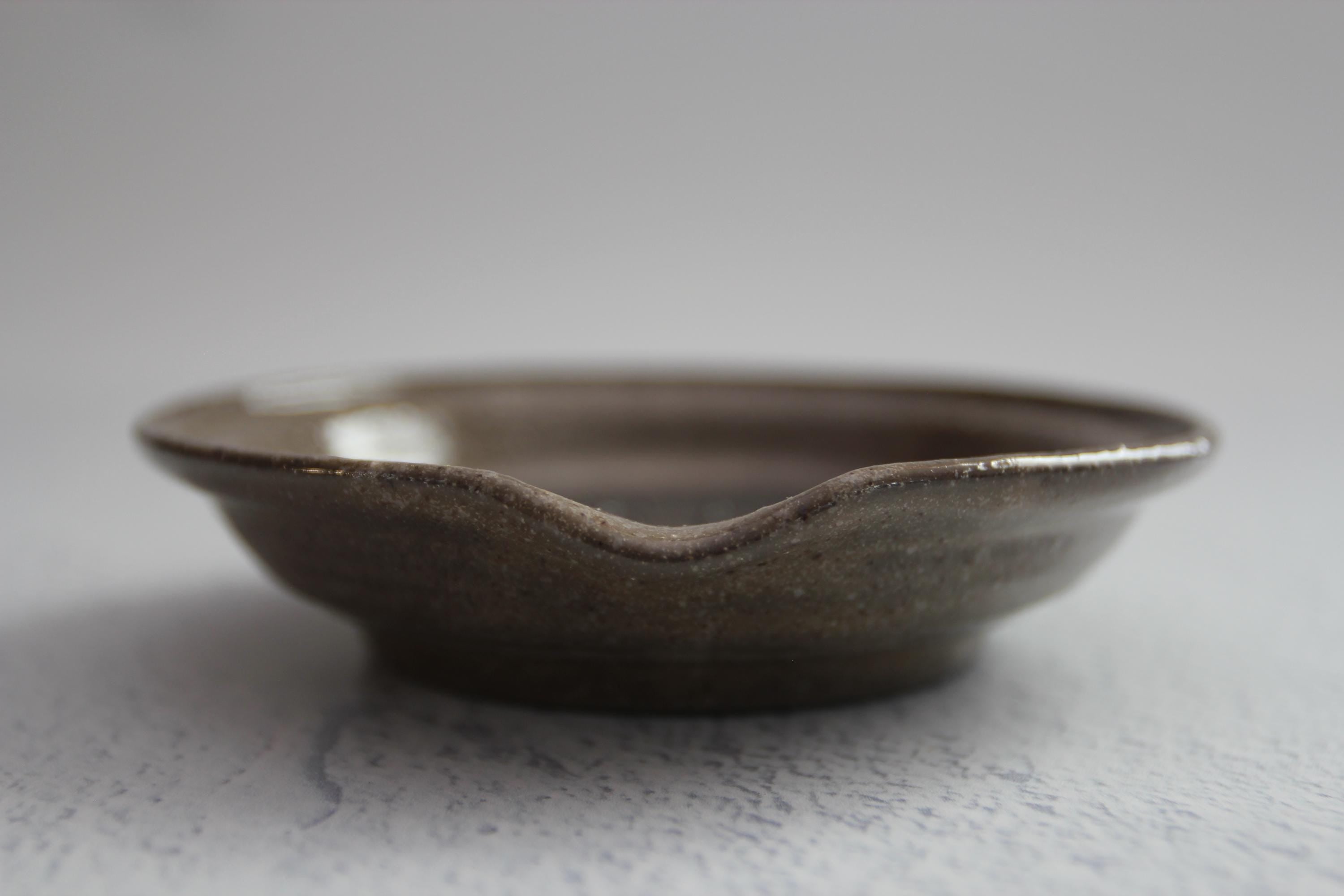 Handmade Minoru Touki Ceramic Grater  Japanese Garlic, Ginger & Wasabi Grater  Small Pottery Kitchen Tool