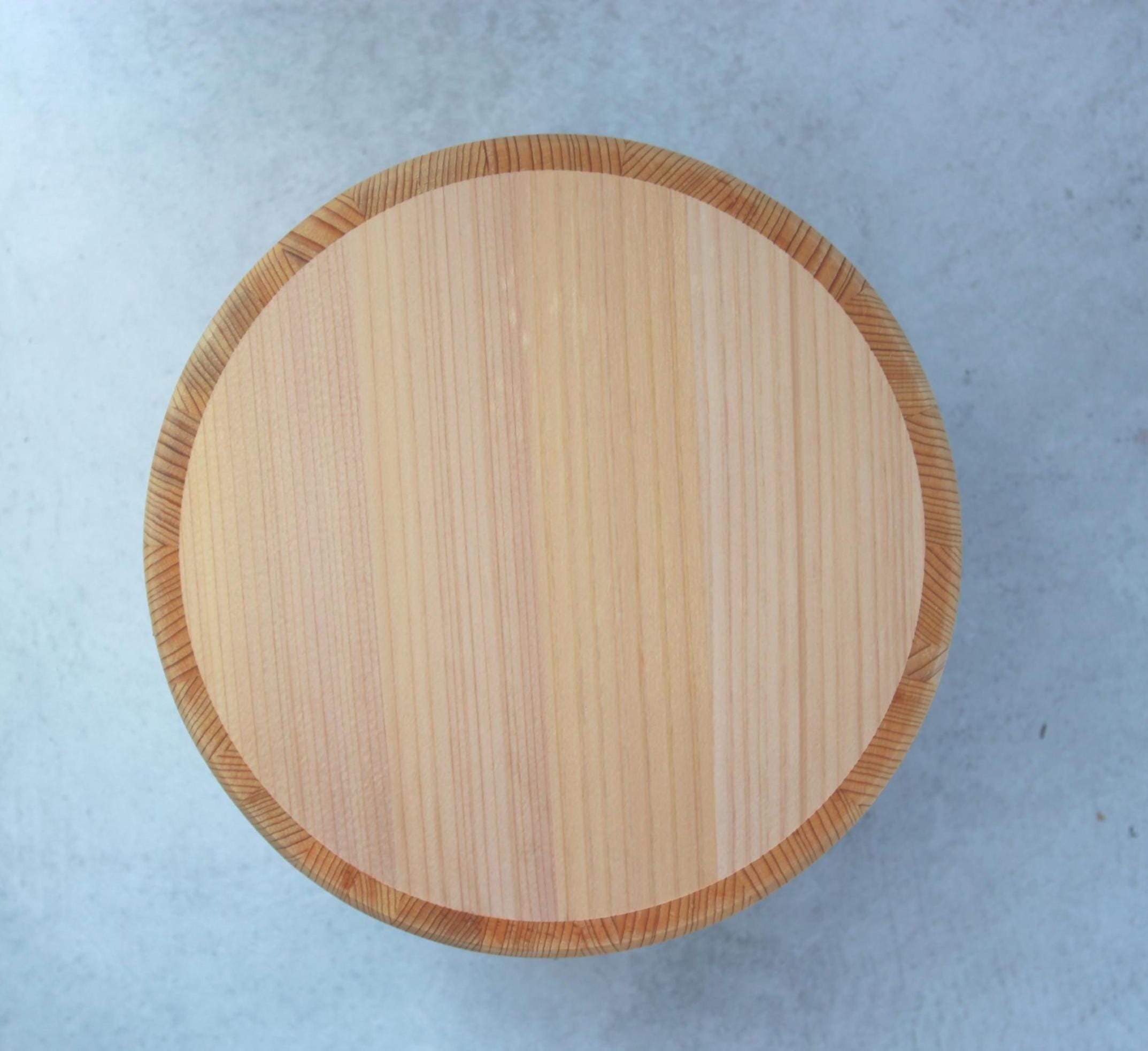 Edo Bitsu Rice Container | Kiso Sawara Cypress Wood Bowl with Copper Bands, Handmade Japan