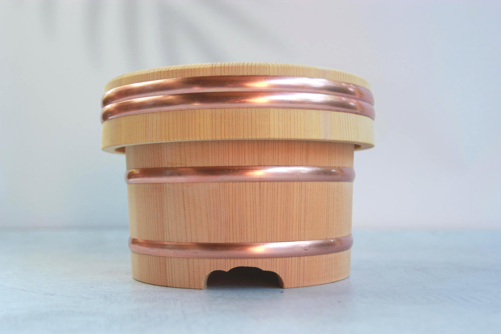 Edo Bitsu Rice Container | Kiso Sawara Cypress Wood Bowl with Copper Bands, Handmade Japan