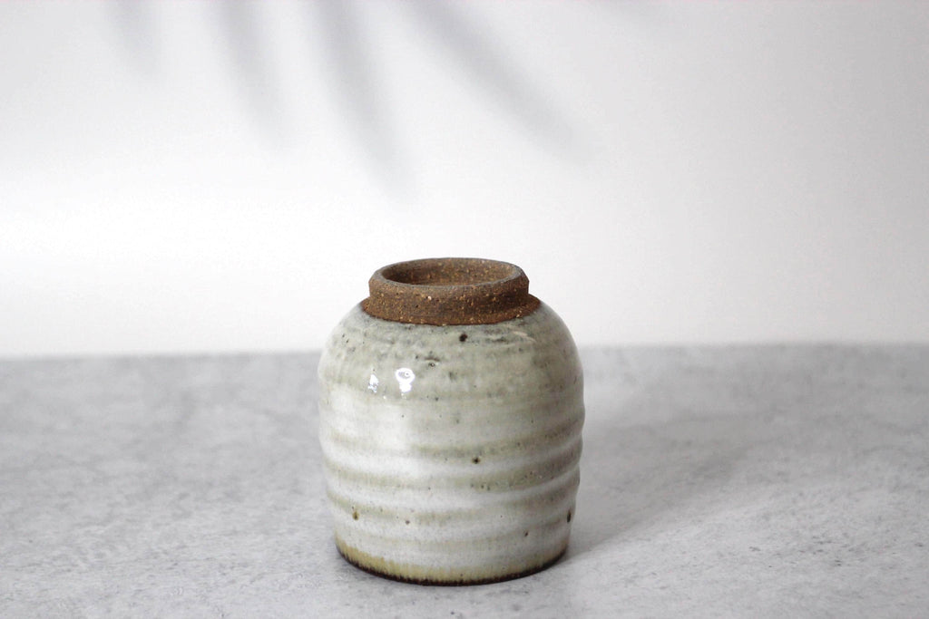 Handmade Shigaraki Ware Teacup: Japanese Iron Brushed Ceramic Yunomi