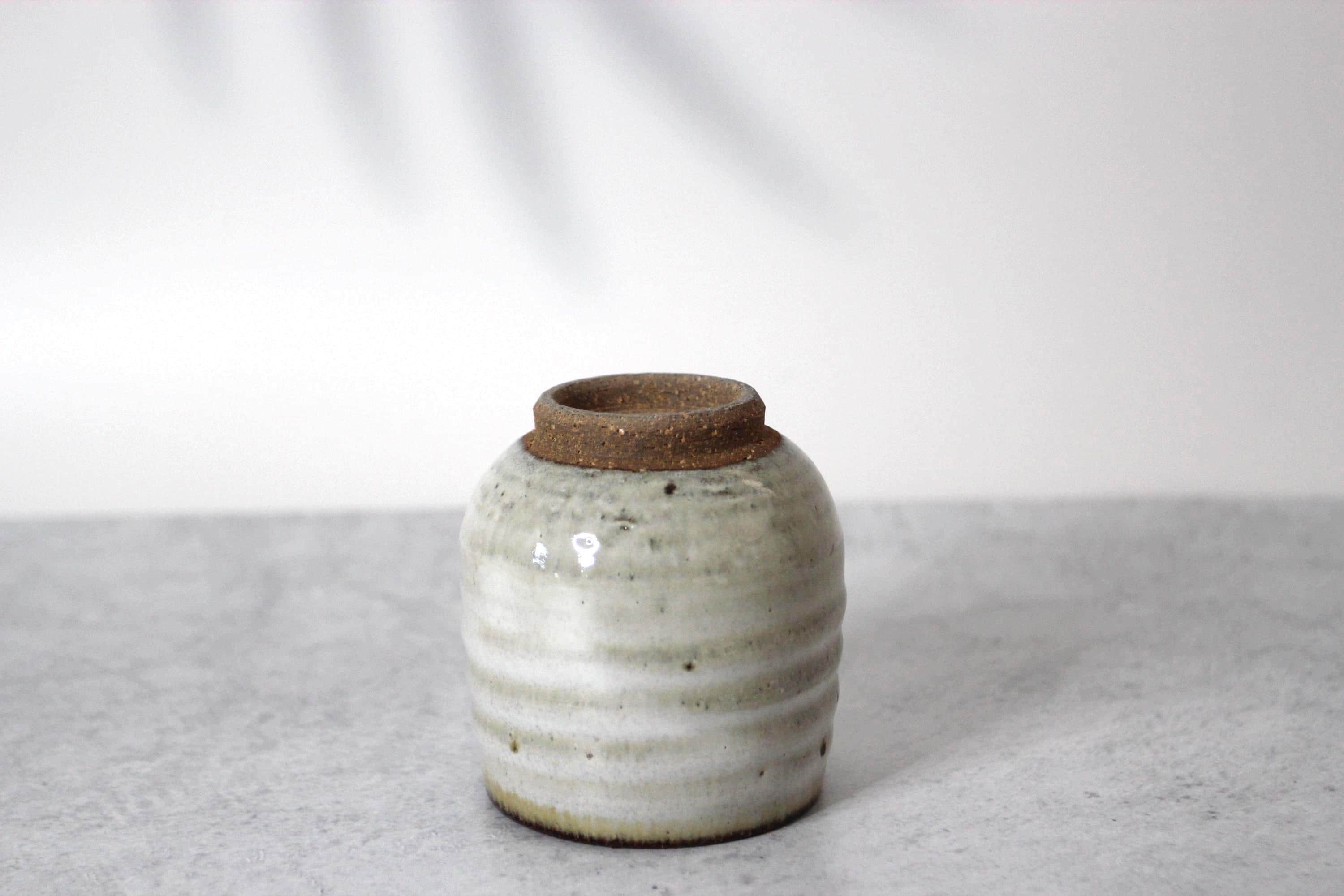 Handmade Shigaraki Ware Teacup: Japanese Iron Brushed Ceramic Yunomi