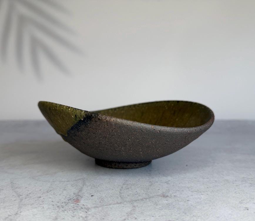 Shigaraki Hechimon Green Drip Bowl | Handmade Japanese Pottery Serving Bowl | Wabi Sabi Ceramic Bowl | Artisan Stoneware Made in Japan