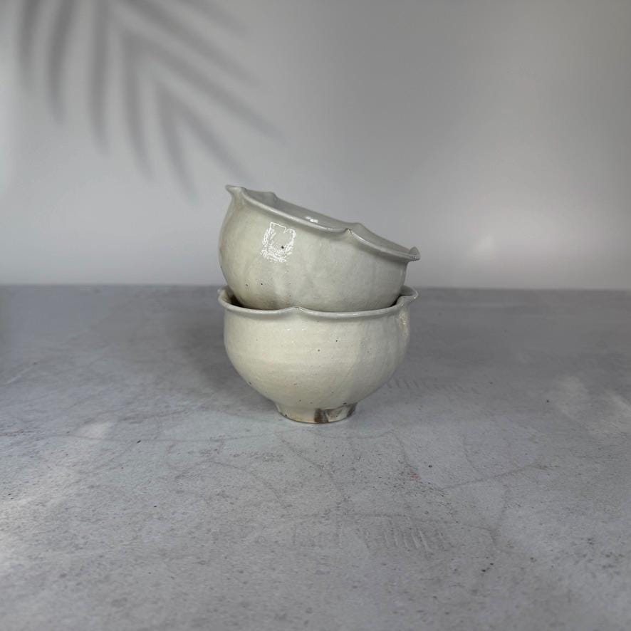 Japanese Shigaraki Matcha Chawan | Handmade Matcha Tea Bowl | White Rinka Stoneware Bowl | Authentic Shigaraki Pottery