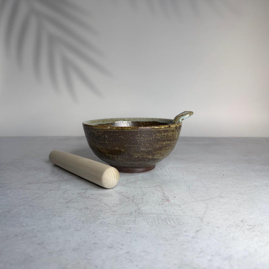 Japanese Mino Ware Ceramic Mortar | Handmade Suribachi Grinding Bowl | Made in Japan | Sesame Grinder | Spice & Herb Mortar