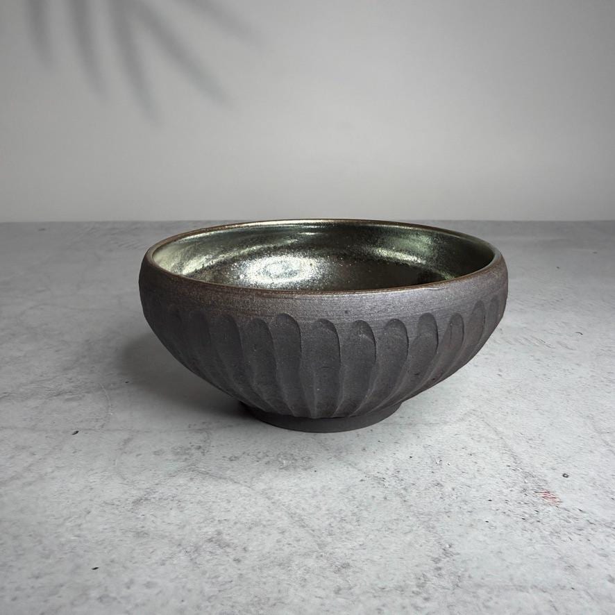 Handmade Shigaraki Soukagami Bowl | Authentic Shigaraki Ware | Rustic Stoneware | Made in Japan | Artisan Pottery
