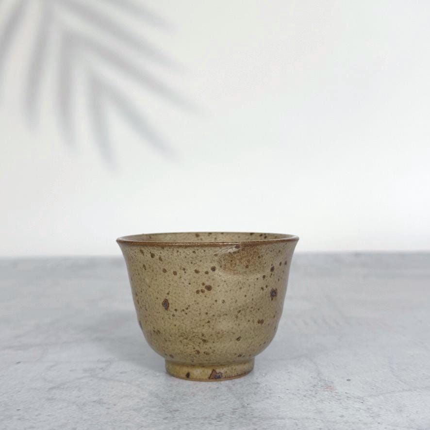 Minoyaki Nagareun Kairagi Sencha Cup | Japanese Yunomi Tea Cup | Mino Ware Pottery | Made in Japan
