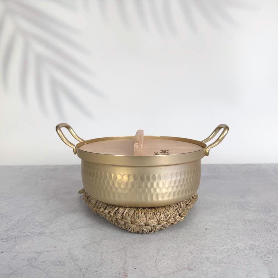 Sea Grass Triangular Trivet | Woven Pot Stand | Natural Seagrass Hot Pad | Handmade Rustic Kitchen Decor